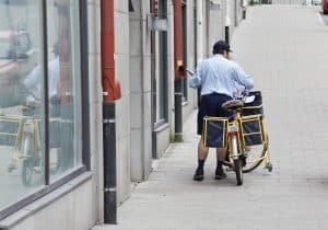 Stadsdel anses för farlig - PostNord lämnar inte ut paket