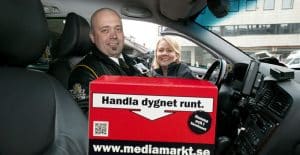 Media Markt förlänger julhandeln med taxileverans