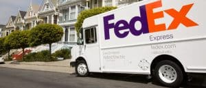 FedEx levererar tack vare E-handelns starka tillväxt