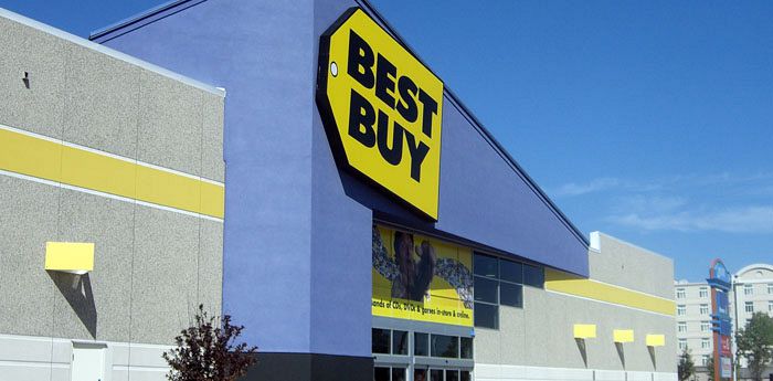 Best Buy tar sig an Amazon med snabba leveranser